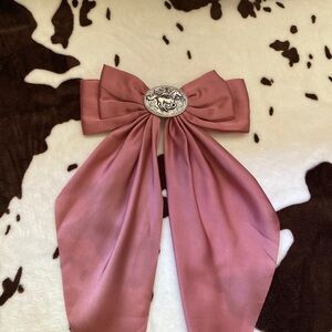 Horse Buckle Bow 🐎